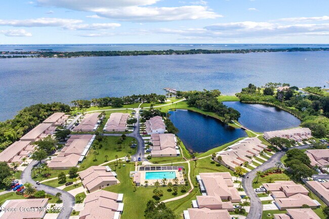 Photo - 271 Forecast Ln