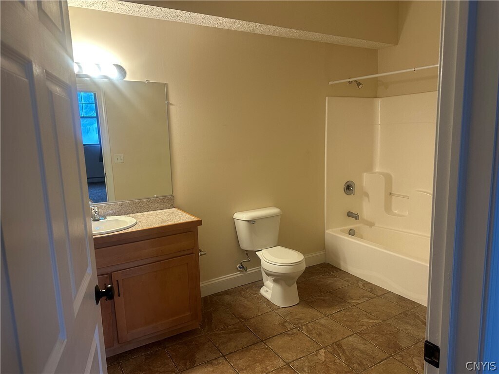 Photo - 617 Hiawatha Blvd