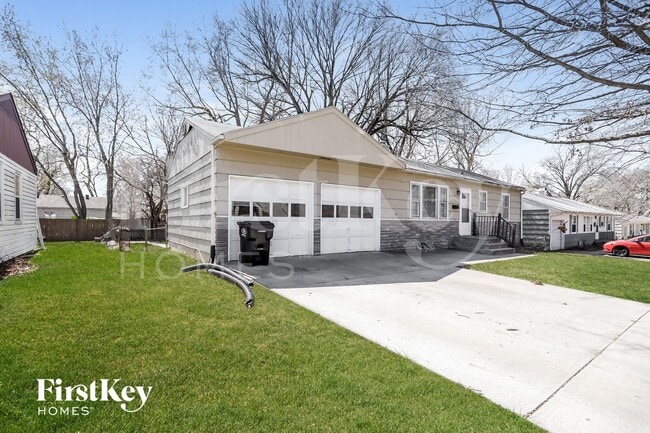 Photo - 8855 E 59th St