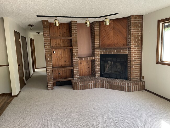 Photo - 2252 Austin Ct