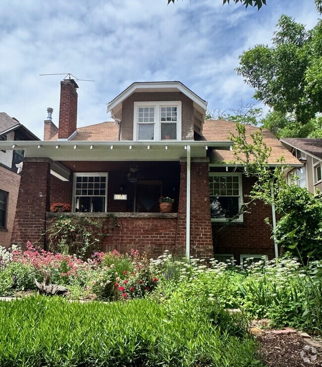 Building Photo - 1635 Madison St Rental