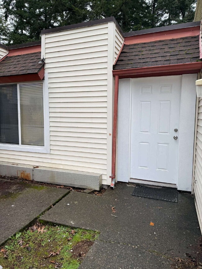 Photo - Fairwood Area Condo Available Now! Unit S2