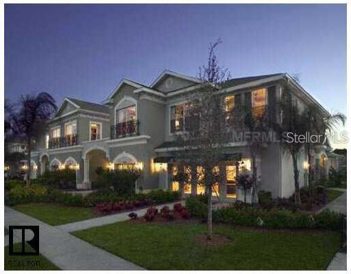 Photo - 2052 Park Crescent Dr