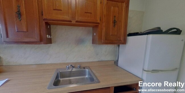 Photo - 349 Pleasant St Unit B1-20