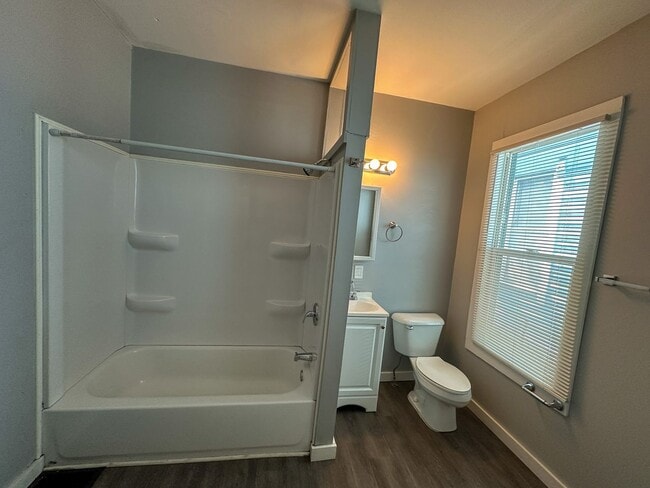 Photo - 744 Jackson St NW Unit Apt 1