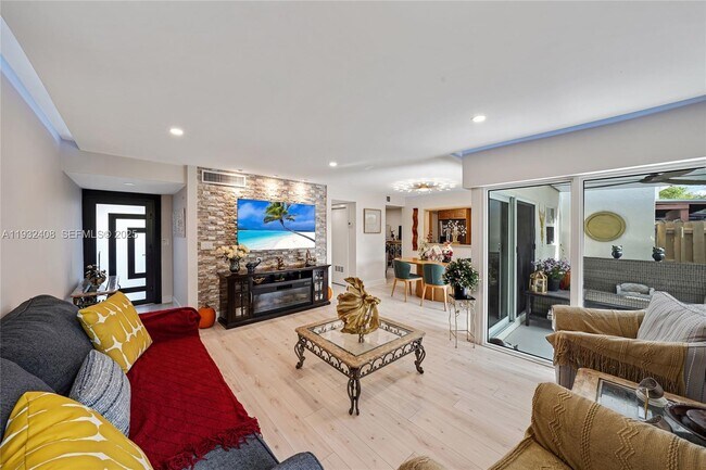 Photo - 10310 NW 5th Terrace Unit 4-26