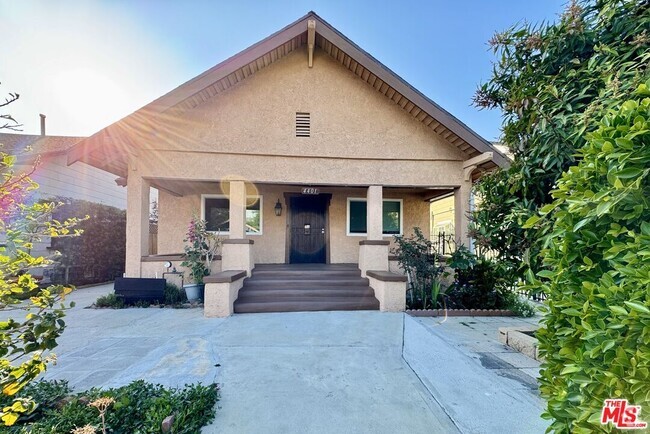Building Photo - 4401 Homer St