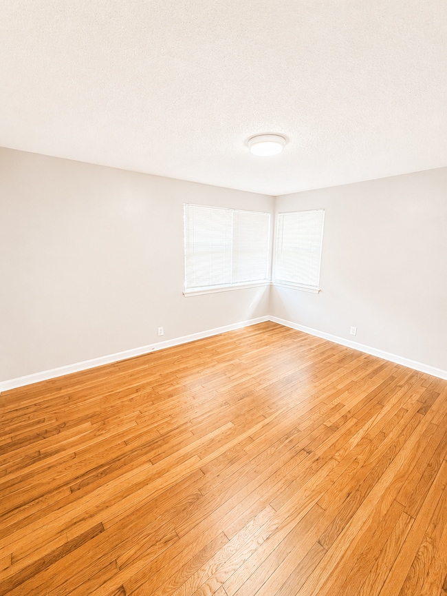 4 W 53rd St Unidad 4 W. 53rd Street #4