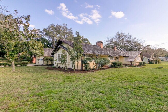 Photo - 5334 Lake Howell Rd