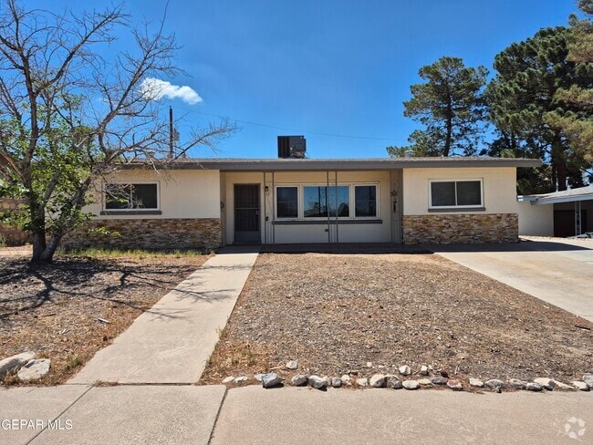Building Photo - 417 Balboa Rd Rental
