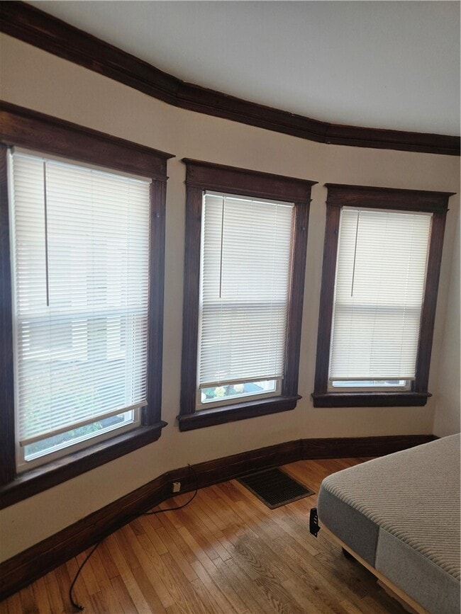 Photo - 103 Laburnam Crescent