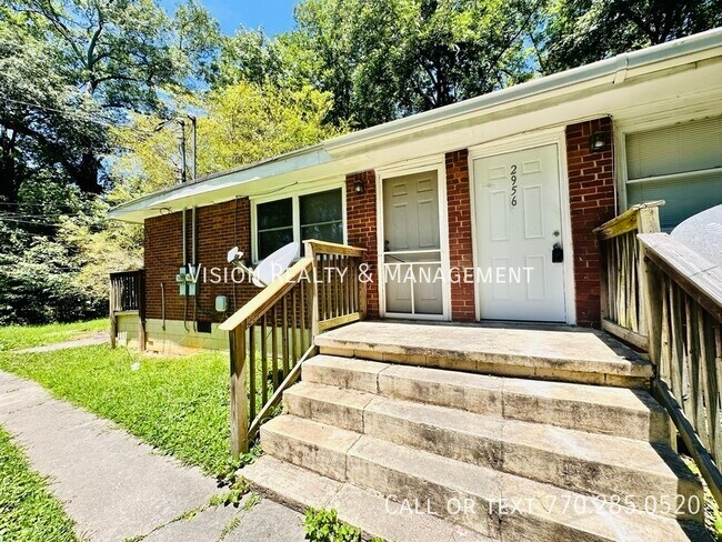 Photo - 2BD 1BA Duplex Unit East Point Unit 2956 Jones St