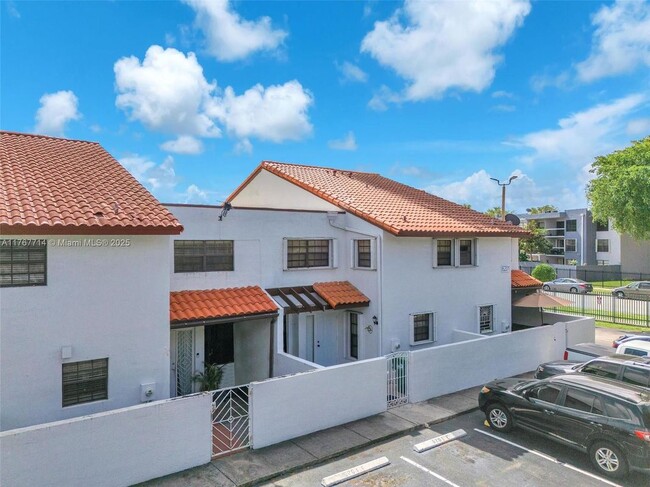 Building Photo - 6201 SW 138th Ct Rental