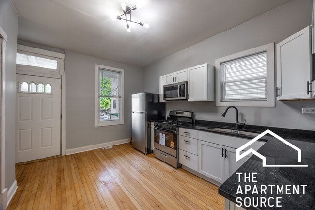 Photo - 3714 W Cortland St Unit 1