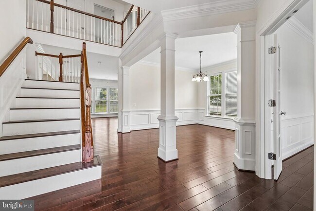 43527 Loudoun Barn Way