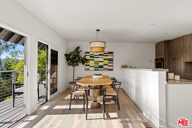 Photo - 2753 La Cuesta Dr