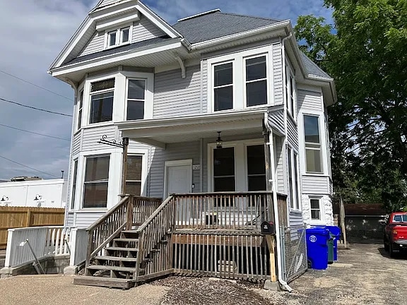 Photo - 1208 N Oneida St Unit B