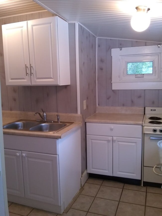 Photo - 703 E Colonial Dr