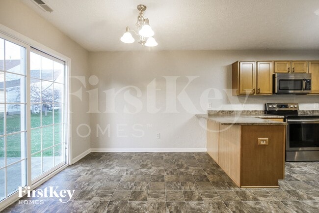 Photo - 2304 Burgundy Way