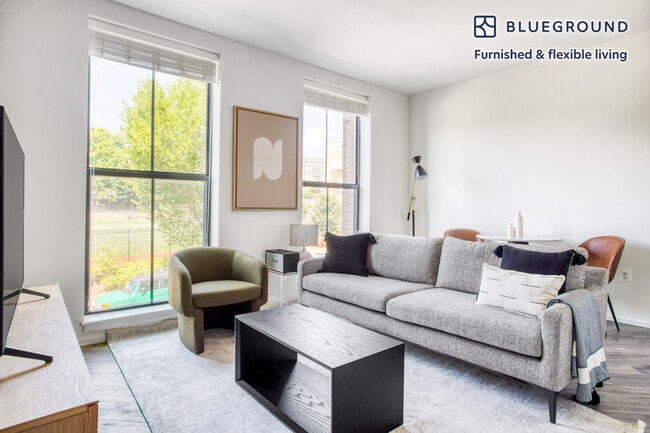 Building Photo - 2101 Champlain St NW Rental