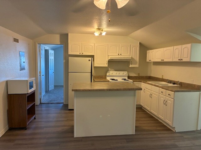 Photo - 5303 E 12th St Unit 5303 E 12th St 30