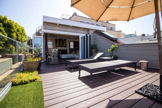 Photo - 1864 Stockton St Unit 1864