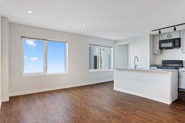 MDL Flats