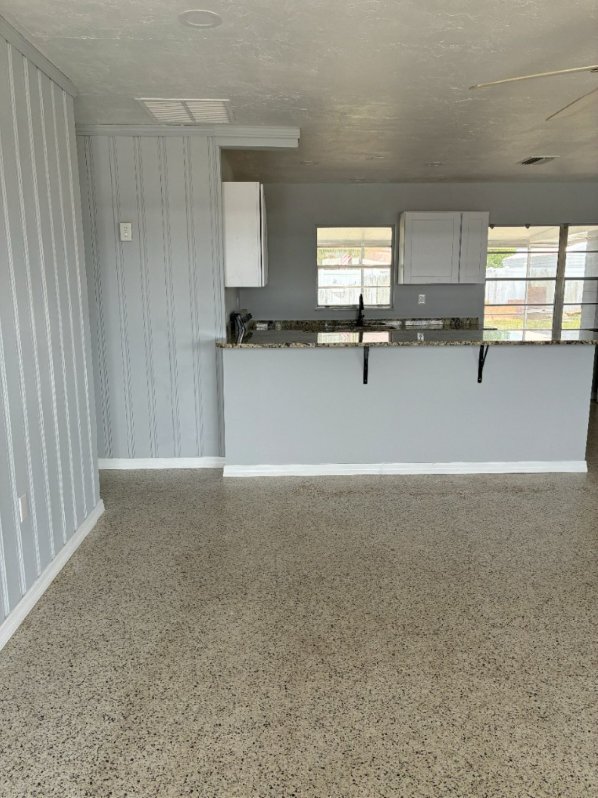 Photo - 308 Shamrock Blvd