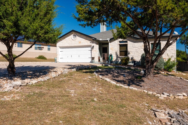611 Newport Dr Unidad Pat Moreno