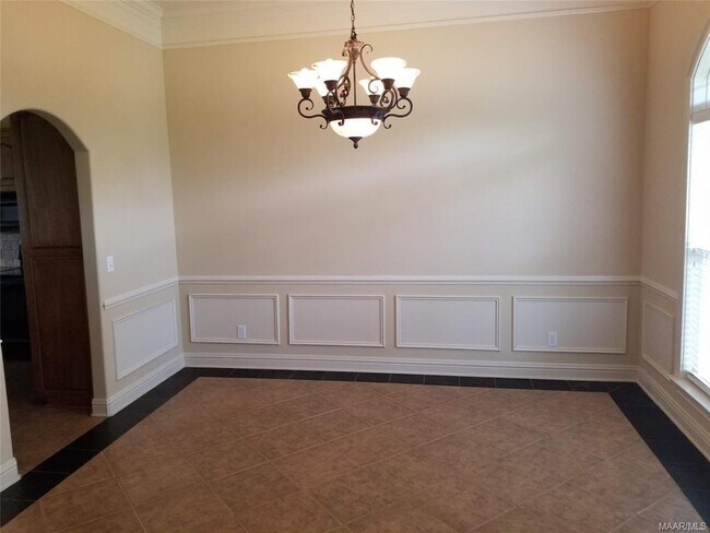 Photo - 8337 Chadburn Crossing