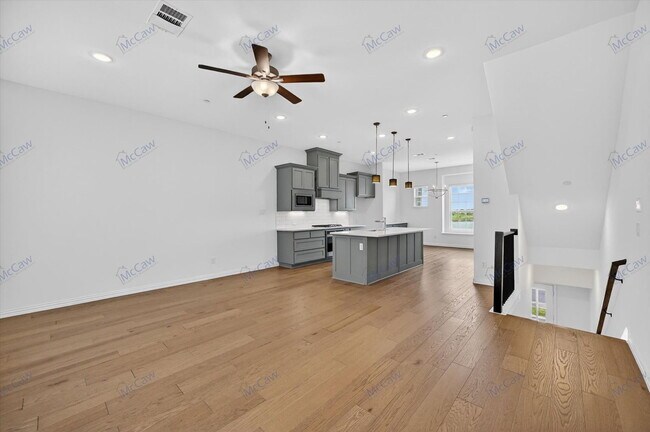 Photo - 3717 Island Vista Dr