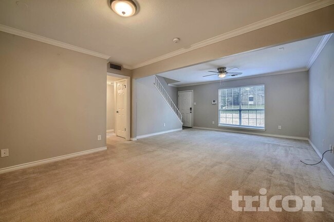 Photo - 606 Shelmar Dr