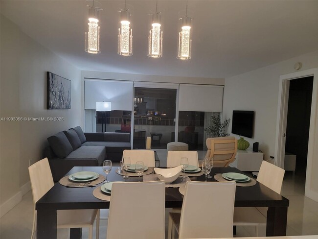 Photo - 150 Ocean Ln Dr Unidad 703