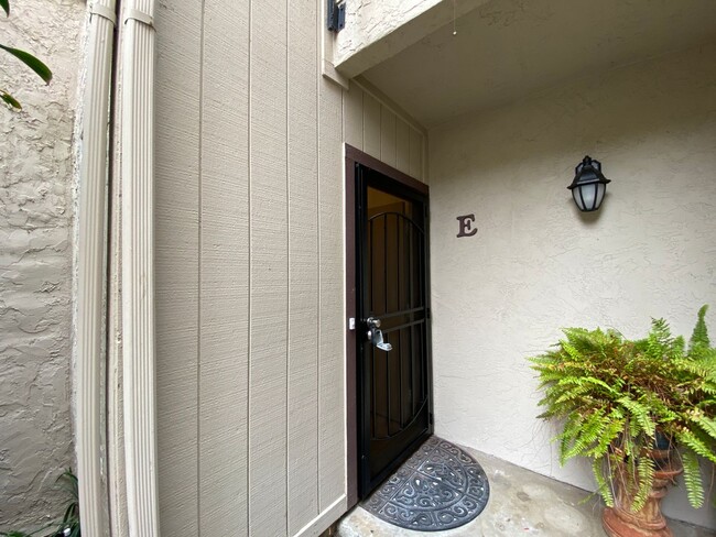 Photo - Spacious 2 Bedroom/ 2 Bath in the Highly D...