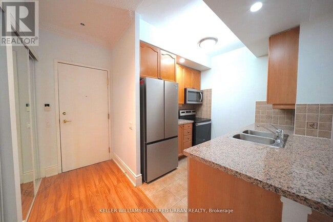 Photo - 10 Northtown Way Unit 212
