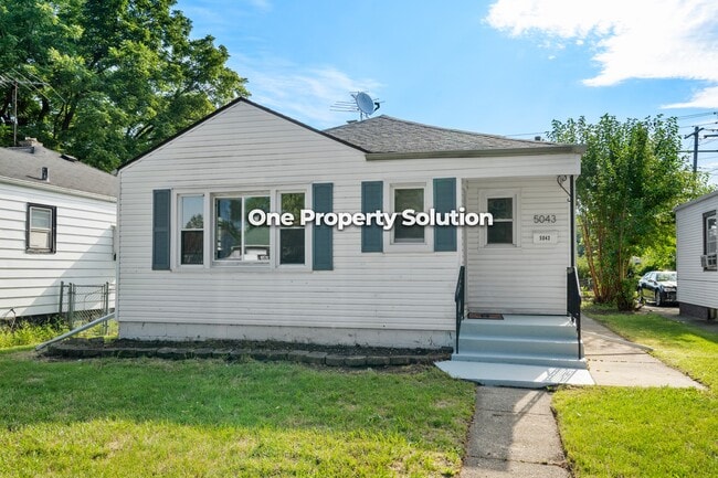 Building Photo - 5043 Washington St