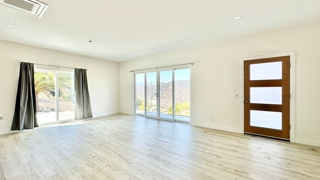 Photo - Beautiful Newer Custom-Construction ADU Guest Home on Private Property in Fallbrook & Lovely Neig...