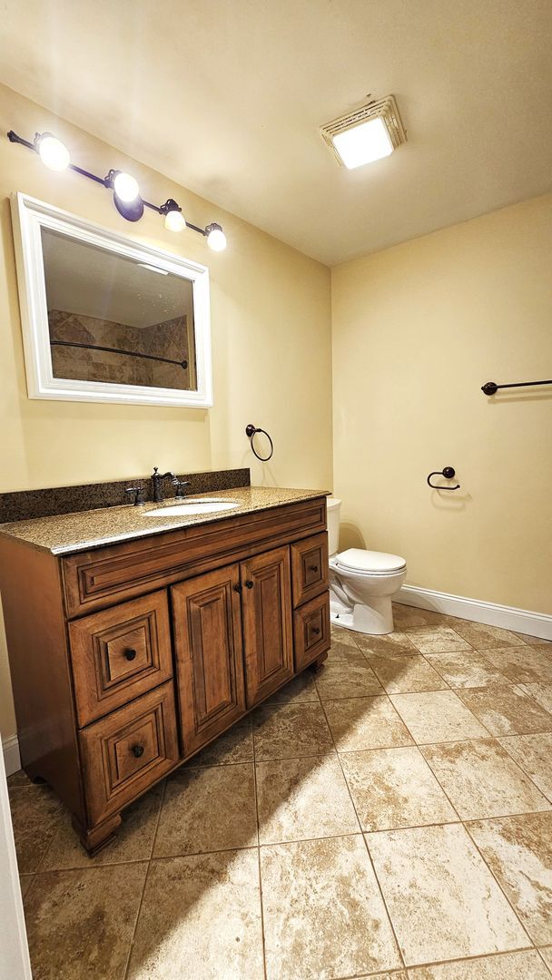 Photo - 44 N Champlain St Unit APT 1