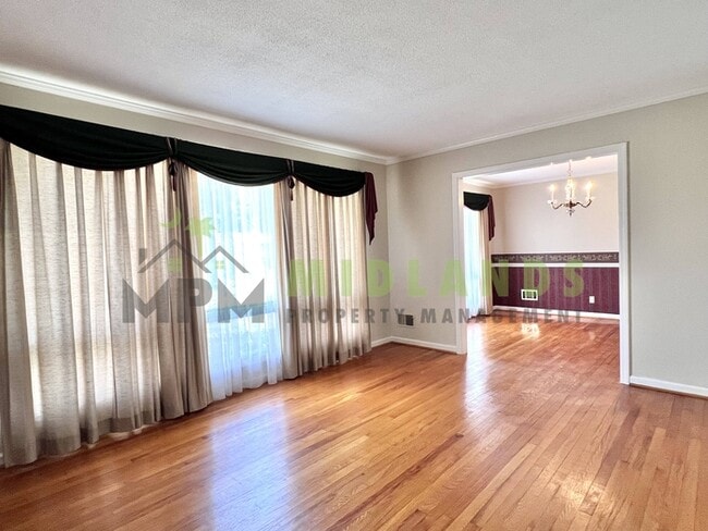 Photo - 2905 Prestwick Cir