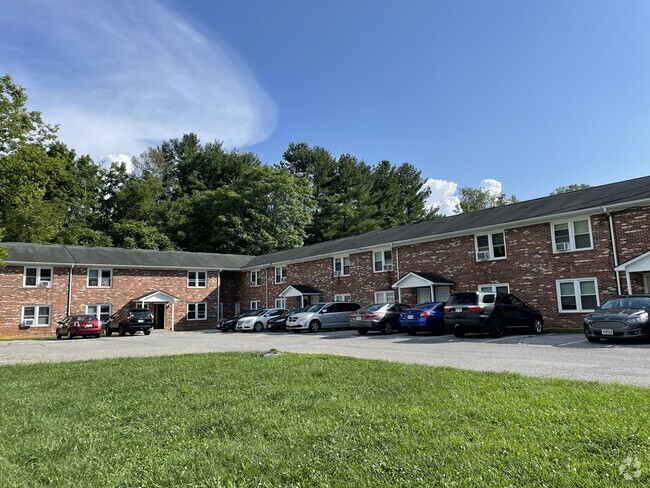 Building Photo - 660 College St Unit 12B Rental
