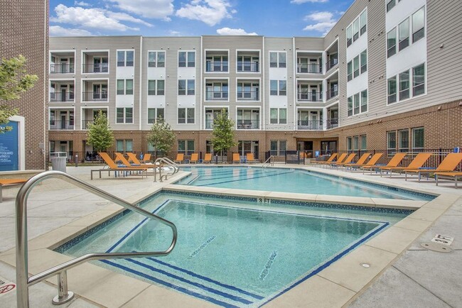 Building Photo - 910 Quest Pkwy Unit A2