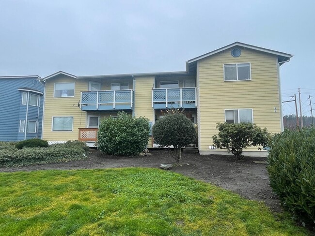 Photo - Updated 2 Bedroom, 1.5 Bath Apartment!