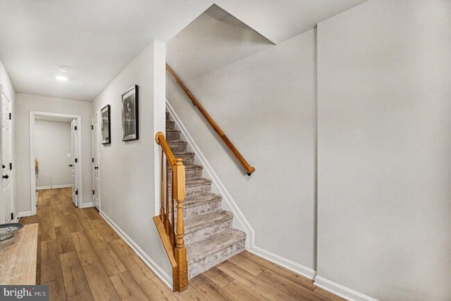 Photo - 2525 Drake Ln
