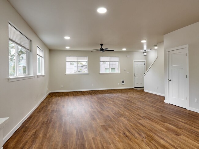 Photo - 1808 SW 17th Ave