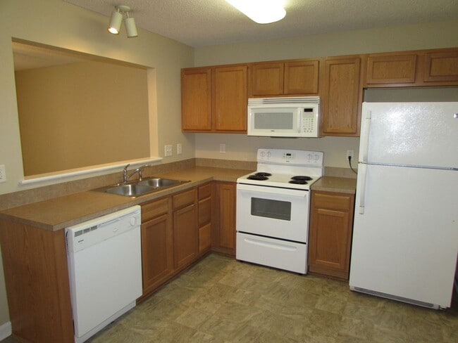 Photo - Bright 1 Bed/1 Bath Condo - Main Level - O...