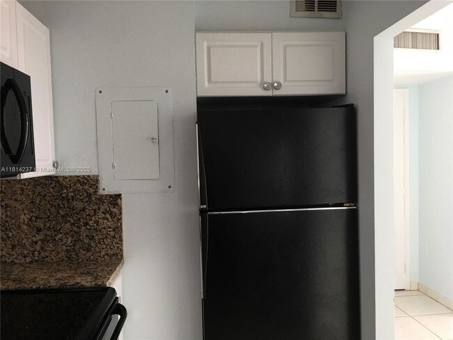 Photo - 1700 NE 191st St Unit 503