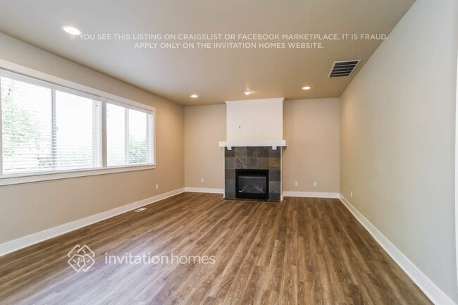 Photo - 14521 80th Ave E