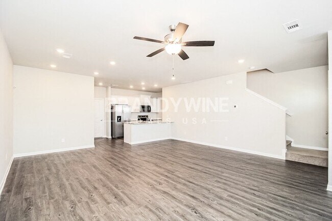 125 Windflower Wy