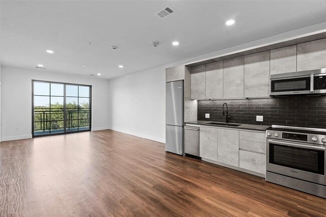 Building Photo - 4315 S Congress Ave Unit 433 Rental