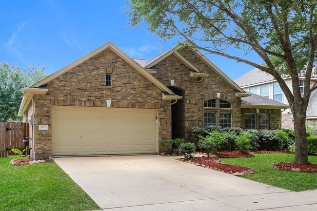 Photo - 3211 Oak Park Ln